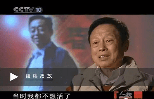 春晚运镜宛如大头贴，主持人被群演抢镜，尼格买提与新主持零默契（组图） - 41