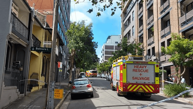悉尼Surry Hills大楼外墙倒塌！救援人员出动，敦促民众避开该区域（组图） - 3