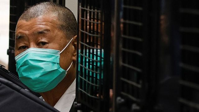 黎智英由囚车押送至香港终审法院听取《国安法》案件保释上诉裁决（9/2/2021）