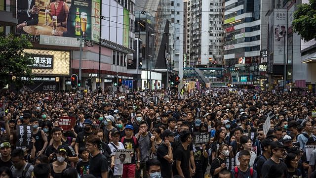 抗议群众挤满香港铜锣湾街头（18/8/2019）