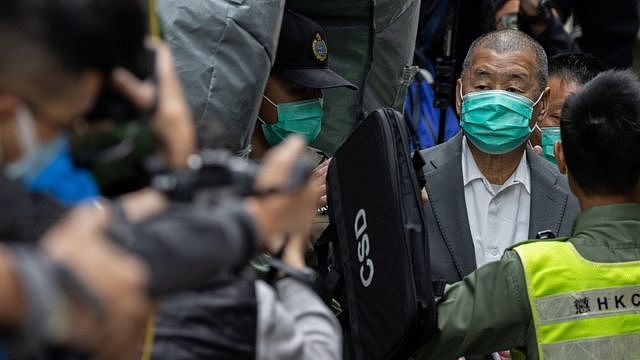 香港终审法院外黎智英被押上囚车离开（9/2/2021）