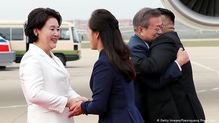 Nordkorea Moon trifft zu drittem Korea-Gipfel in Pjöngjang ein