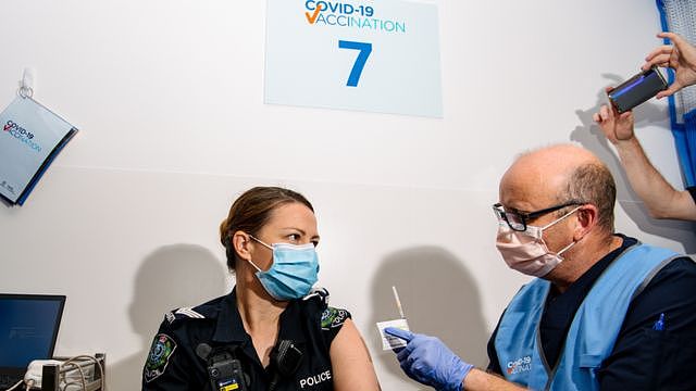 澳大利亚在周一开始2019冠状病毒病（COVID-19）疫苗全国接种计划。