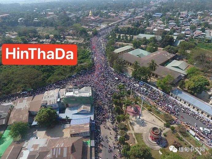 缅甸爆发全国性超大规模示威活动，数百万人走上街头！多地军警已出动（组图） - 10