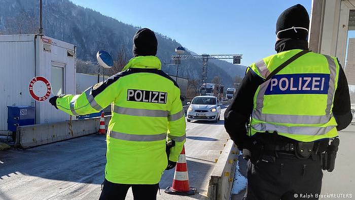 Grenzkontrolle zwischen Deutschland und Österreich