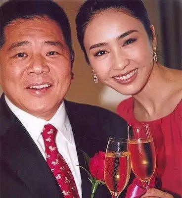 12年前，为“报恩”嫁给53岁残疾富商的香港美人黎姿，现在老成这样，如今后悔了吗？（组图） - 20
