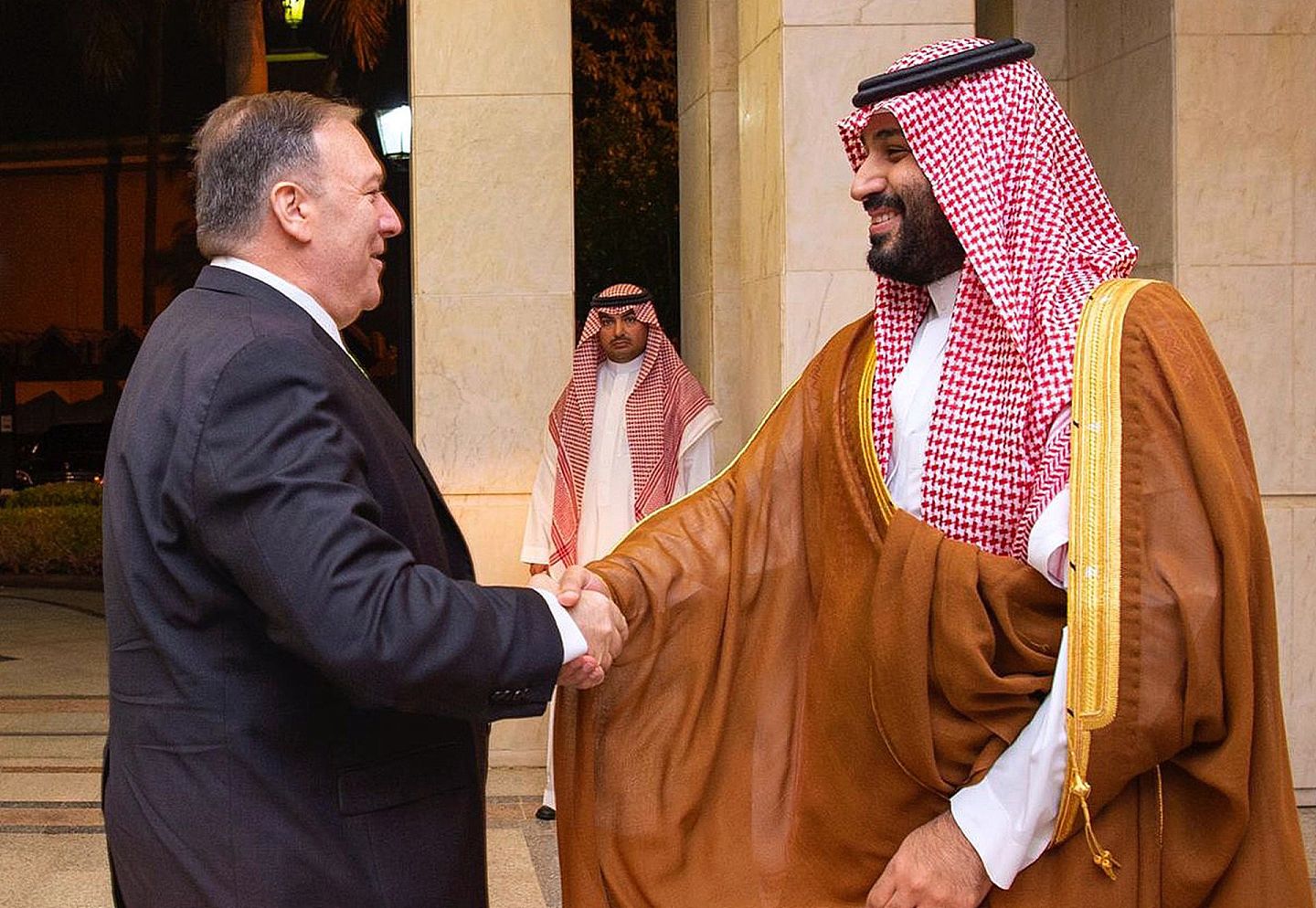 特朗普执政期间，美沙关系迎来蜜月期。2019年9月18日，美国国务卿蓬佩奥（Mike Pompeo）访问沙特。（Reuters）