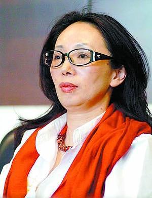 东北女记者戴秀丽：创业后成为华人女富豪，外国丈夫“嫌太富”而离婚（组图） - 4