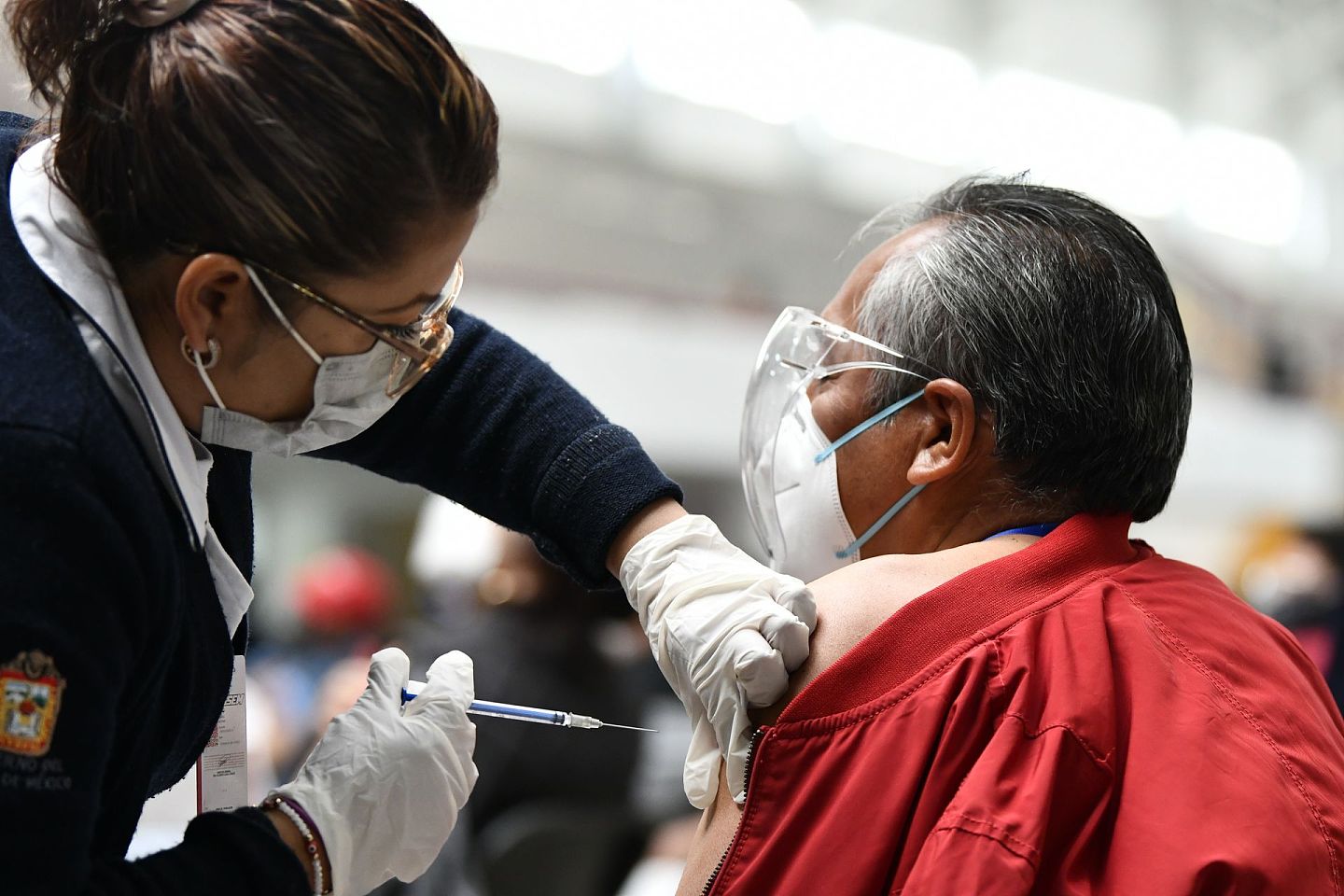 2021年2月23日，墨西哥开始接种中国科兴新冠疫苗。（新华社）