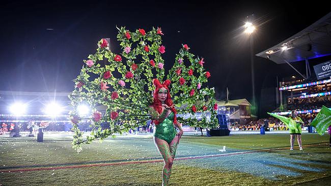 A Poison Ivy inspired costume. Picture: NCA NewsWire/Flavio Brancaleone
