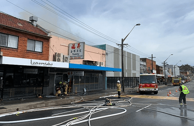 悉尼知名中餐馆突发火灾，目击者确认发生爆炸！多辆消防车赶抵，周边道路严重拥堵（视频/组图） - 2