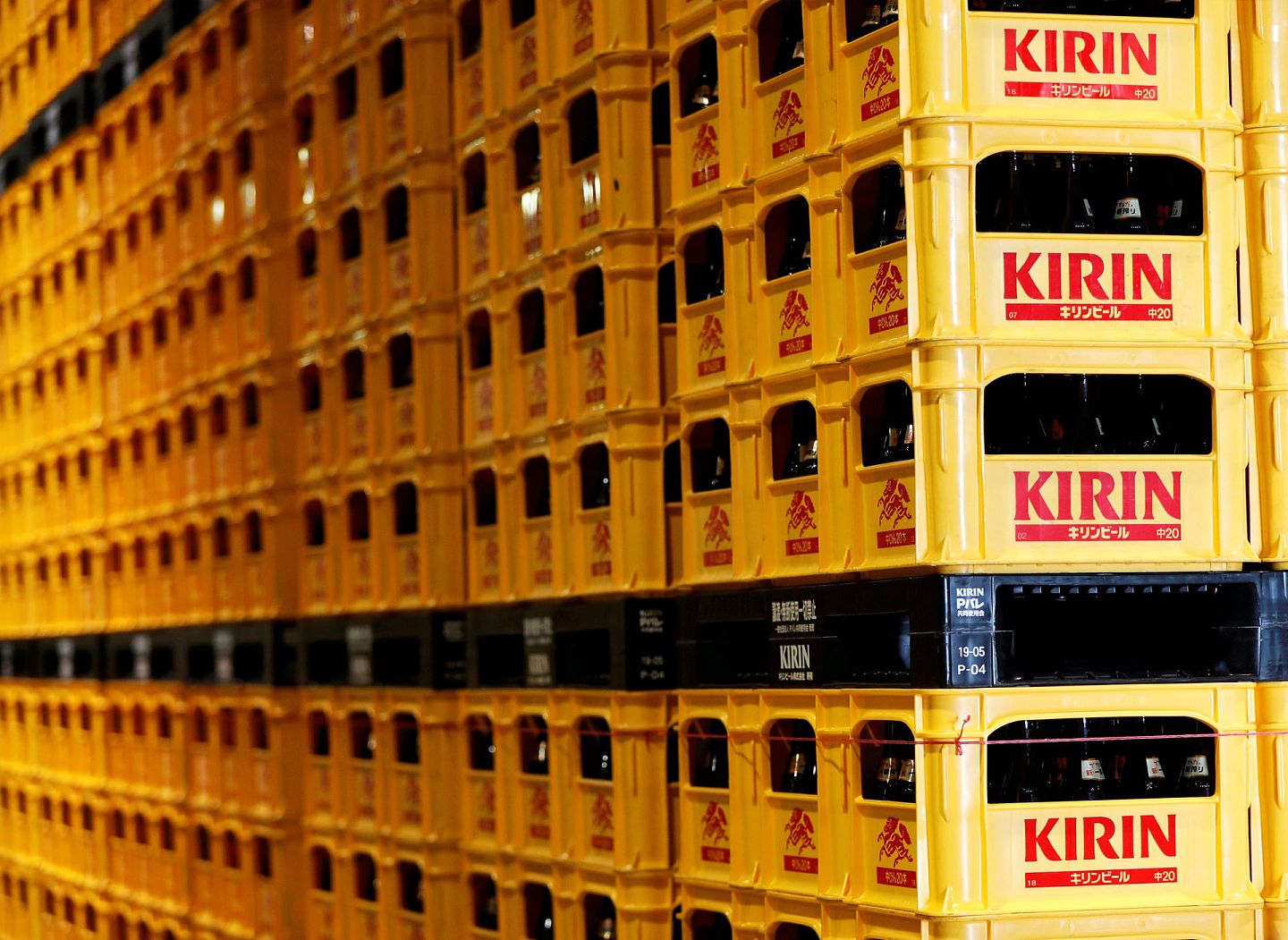 政变发生后，日本麒麟啤酒宣布与拥有军方背景的缅甸经济控股公司终止合资伙伴关系。（Reuters）