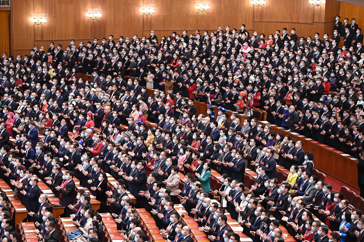近日，中国全国人大会议表决通过了香港选举制度改革的決定。（新华社）