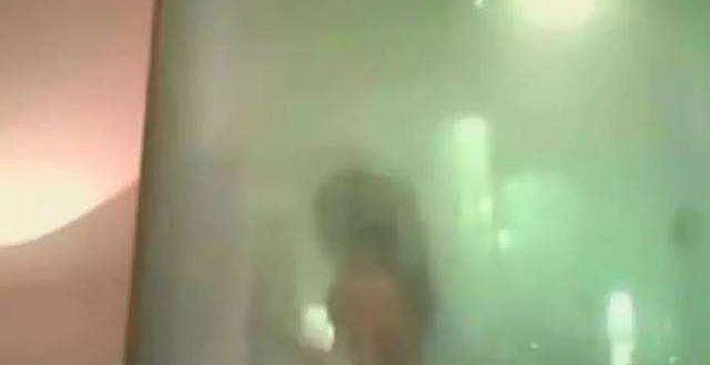 中国姑娘找女性合租，房间却住进4名男租客：洗澡时发生的事让她崩溃了（视频/组图） - 3
