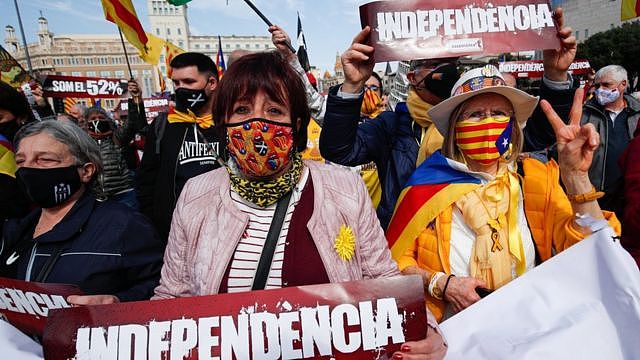 西班牙巴塞罗那支持独立的示威游行