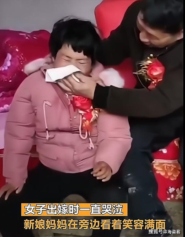 中国20岁智障女孩嫁55岁大爷哭泣，大爷：已同房，她要能生就生一个（视频/组图） - 3