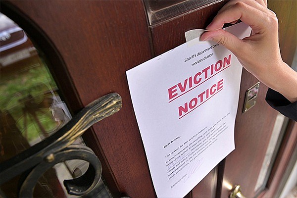 iStock-eviction-notice.jpg,0