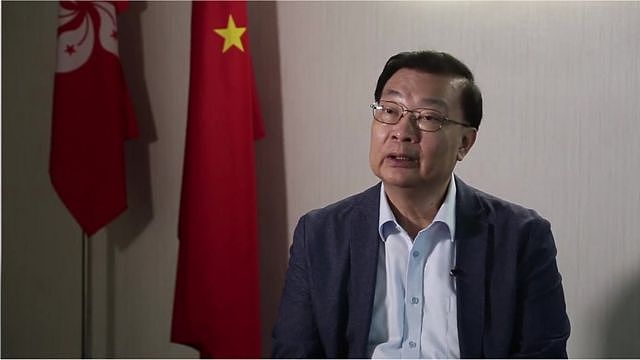 谭耀宗是中国全国人大常委会唯一一位香港代表团成员。