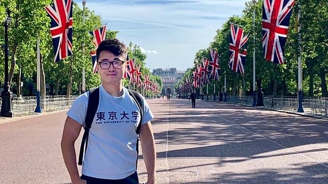 Simon Cheng on the The Mall in London