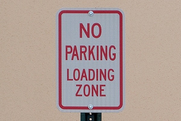 iStock-loading-zone-sign.jpg,0