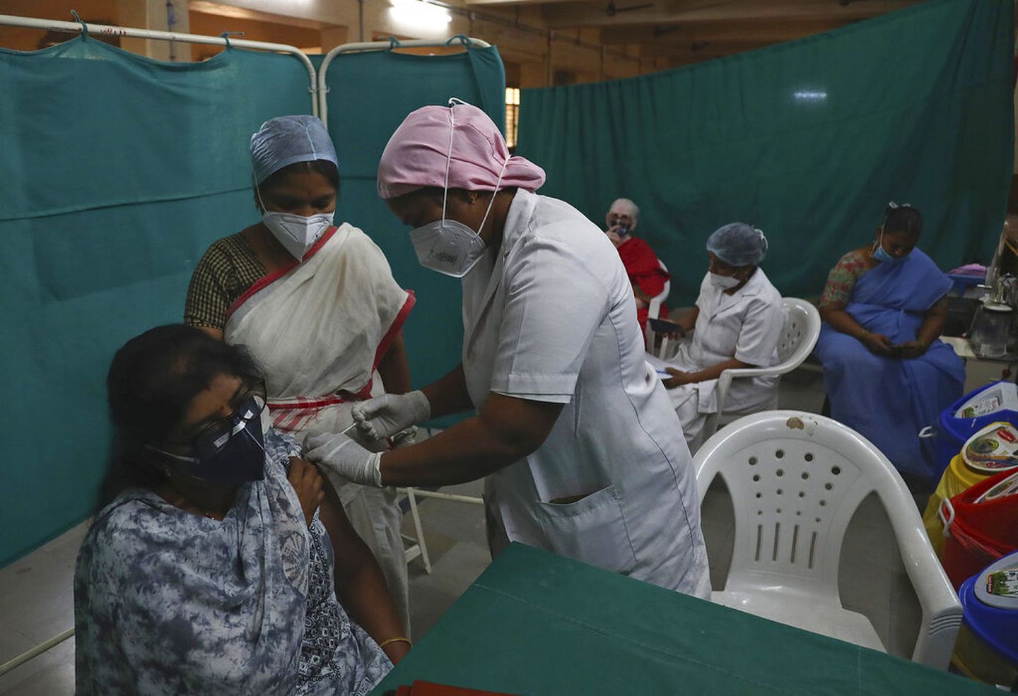 印度迎来第二波疫情，加速国内疫苗接种。（美联社）