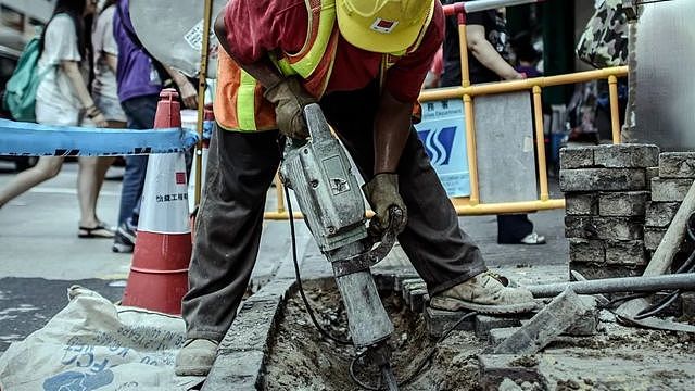 城市是噪音最多的地方，但要把城市噪音对人体的危害与其他城市公害的影响分辨开来是很棘手的工作。