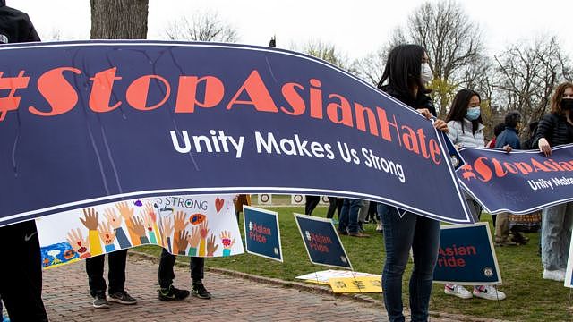 4月11日，波士顿莱莱克星敦镇举办反对仇恨亚裔集会。