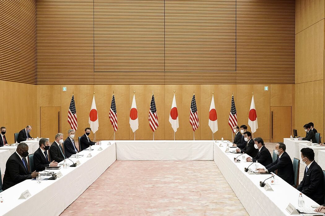 日本颇为不同寻常地成了美国新任国务卿和国防部长上个月出访的首个国际目的地，。
