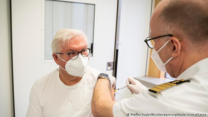 Coronavirus - Impfung Bundespräsident frank-Walter Steinmeier