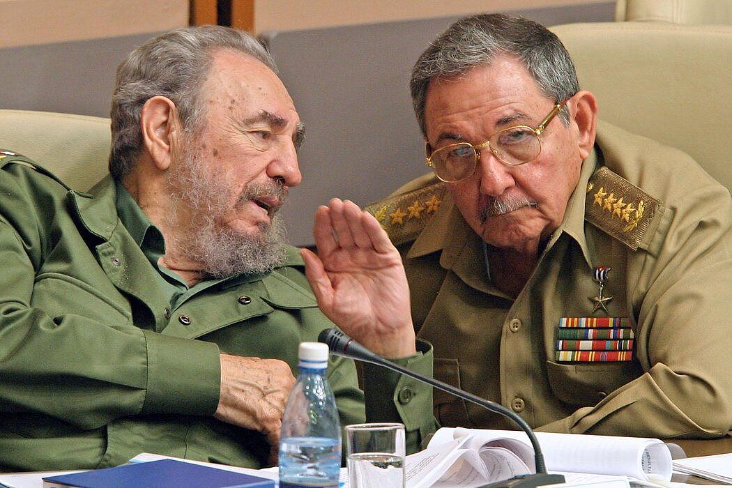 自革命以来，古巴一直由卡斯特罗兄弟中的一人领导。