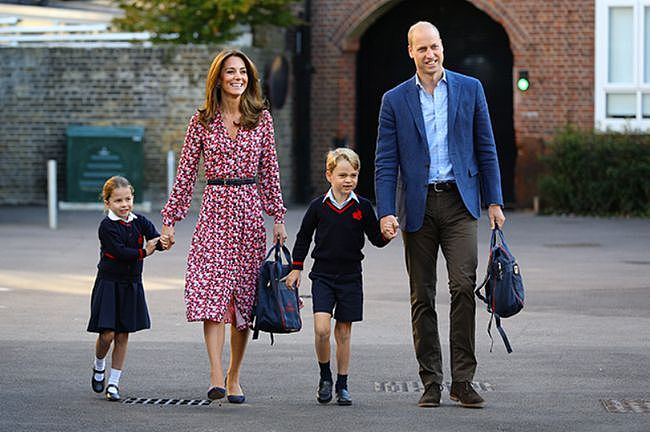 刚送走亲王，凯特王妃携乔治王子和夏洛特公主伦敦购物，放松心情（组图） - 3