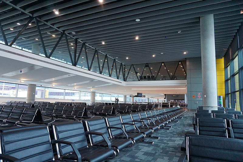 Melbourne_Airport_T2_Departure_Gates.JPG,0