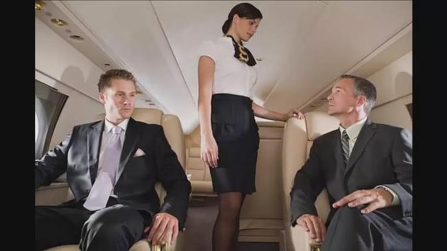 私人飞机空姐从业20年，揭秘富豪与情人机上亲热，讲述“高空俱乐部”不为人知的故事（组图） - 40