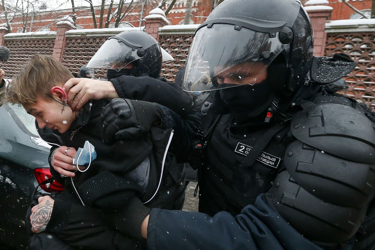 纳瓦里尼的号召力比较强，俄罗斯警察为示威活动做好准备。（AP）