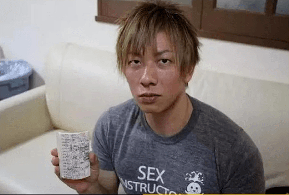日本最强AV男优爆料：3小时“冲刺”6次，还要喝下女优流出的“绿汁”（组图） - 28