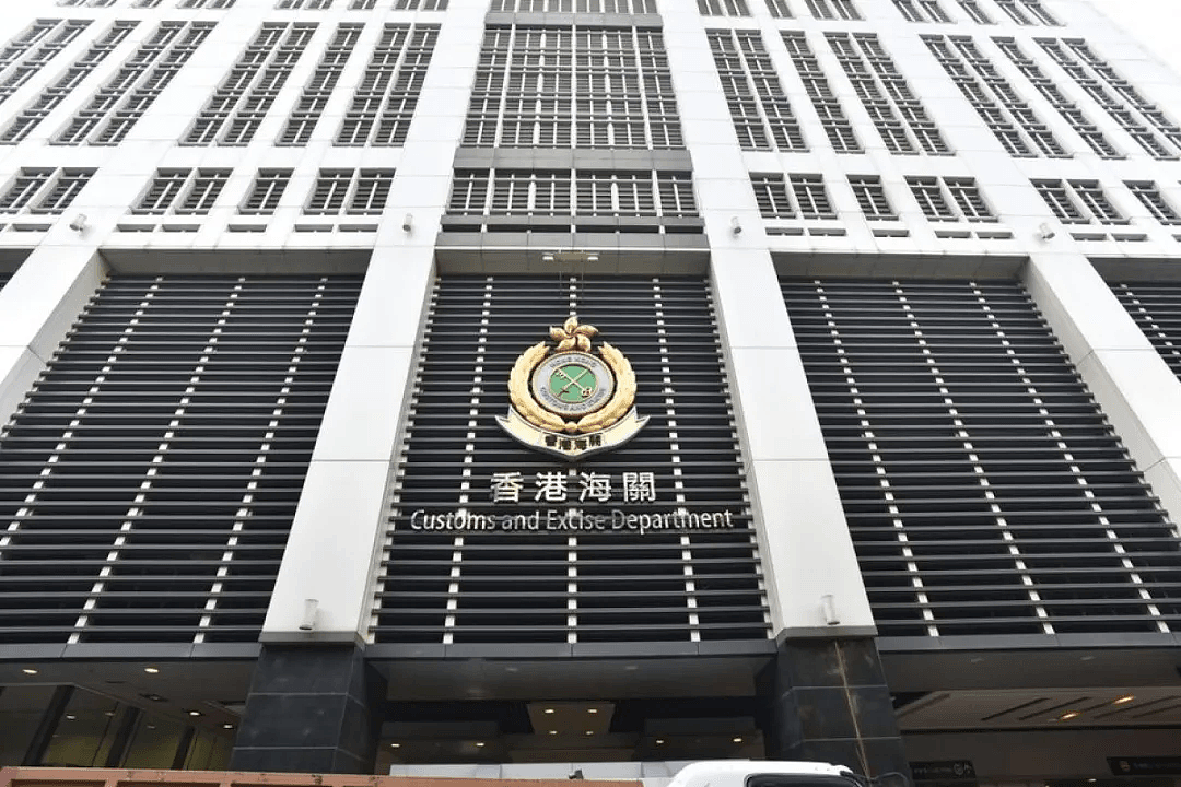 专访香港海关关长邓以海：全力配合国安执法，不回避任何挑战
