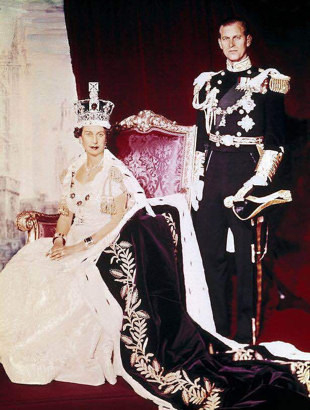 丈夫去世后女王懒理政事，查尔斯欲裁剪王室，英国王室要大变天？（组图） - 5