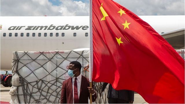 津巴布韦是使用中国制造疫苗的12个国家之一。