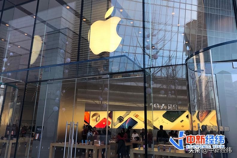 iPhone系统升级后性能退回3年前？网友吵起来了，苹果回应……