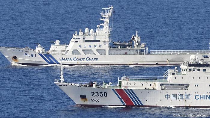 日本对中国新出台的《海警法》感到不安。