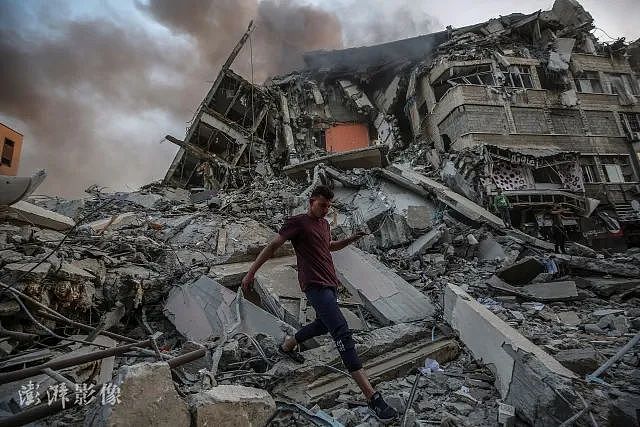 “以色列拒绝停火”！4个孩子全被空袭炸死，巴勒斯坦父亲绝望喊叫（视频/组图） - 1