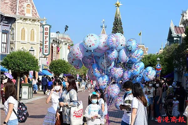 童话破灭？香港迪士尼去年劲蚀近27亿