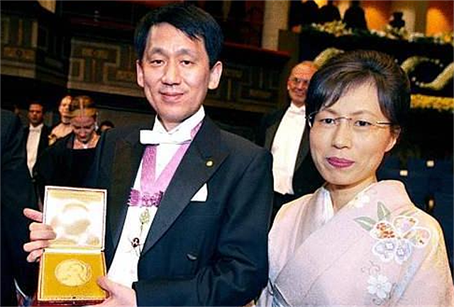 43岁的日本学渣，凭借运气获得了诺奖，却因听不懂英语挂掉了电话（组图） - 7