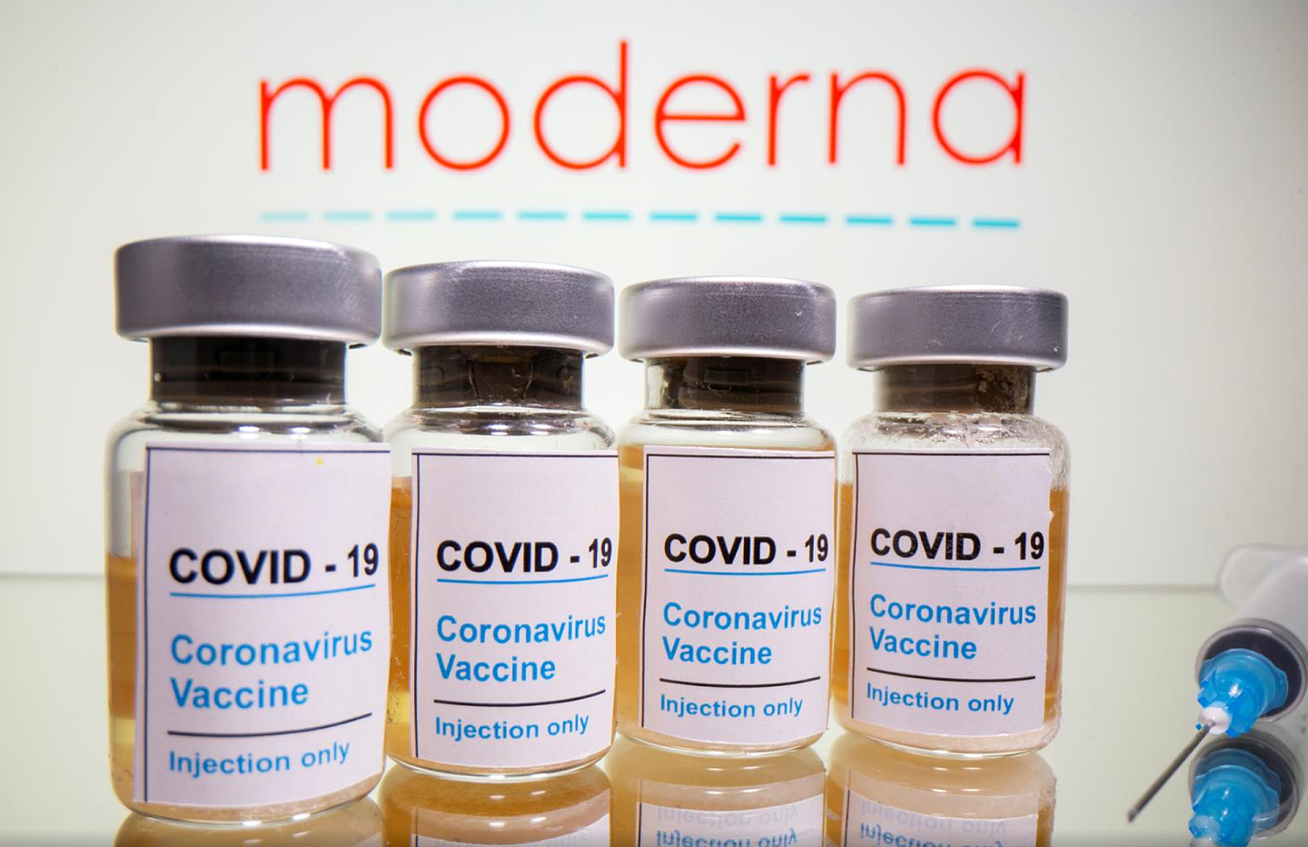 莫得纳、辉瑞等疫苗采取的是mRNA路线，其生产工艺更为复杂。（Reuters）