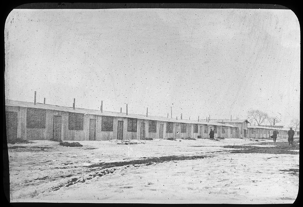 1911年的南满铁路检疫站。
