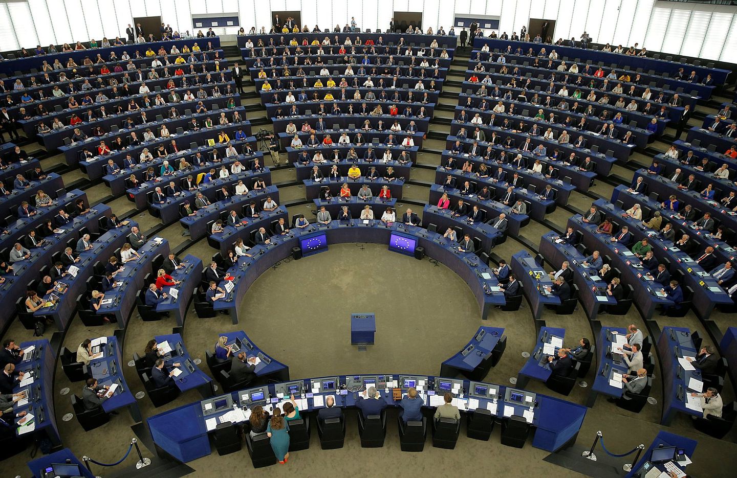 2021年5月20日，欧洲议会以599票赞成、30票反对、58票弃权，通过冻结中欧投资协定的议案。（Reuters）