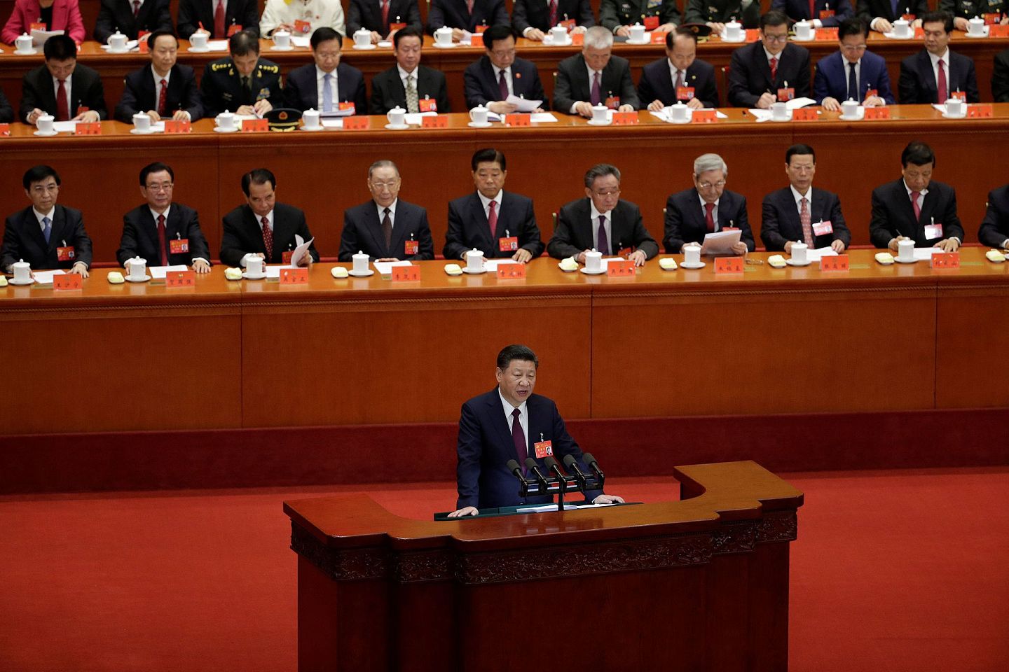 2017年10月18日，中国国家主席习近平在中共十九大开幕式上致辞。（Reuters）