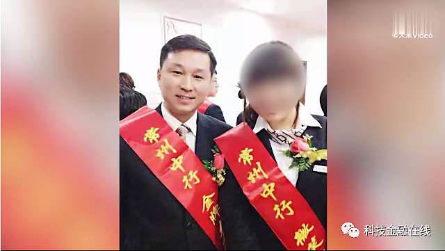 他曾是银行行长，辞职创业却赔光200万元积蓄，如今却成了外卖骑手！（组图） - 14