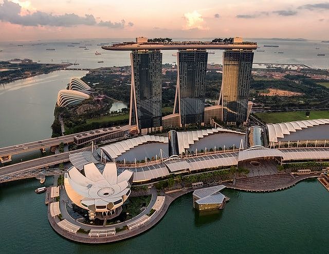 新加坡成超级富豪避风港，上演现实版《摘金奇缘》（图） - 2
