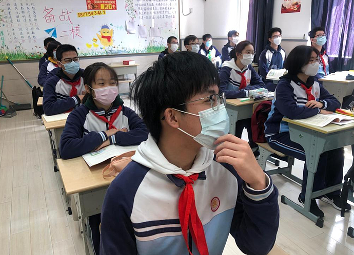 国内疫情再次“反扑”！广东2名学生感染，更可怕的是“新冠并发症”（组图） - 9